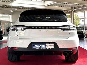 Porsche Macan I S — photo 9