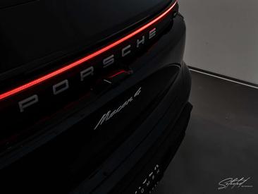 Porsche Macan I 4 Electric — photo 8