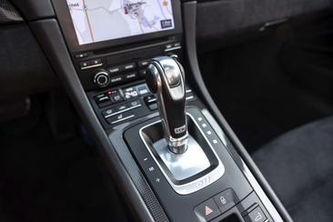 Porsche 911 Cabriolet Carrera 4 GTS — photo 16