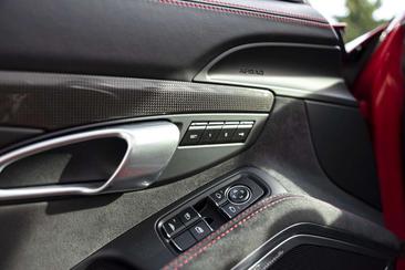 Porsche 911 Cabriolet Carrera 4 GTS — photo 26