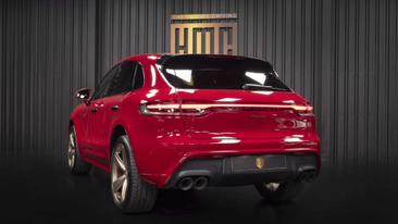 Porsche Macan — photo 4