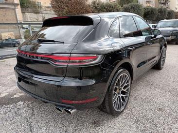 Porsche Macan — photo 6