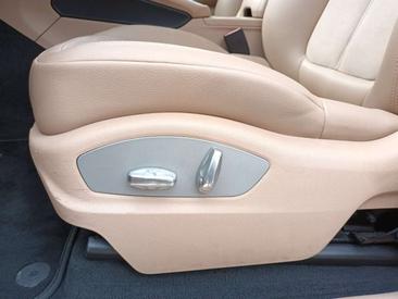 Porsche Macan — photo 15