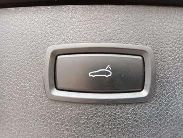 Porsche Macan — photo 18