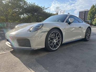 Porsche 911 Carrera — photo 3