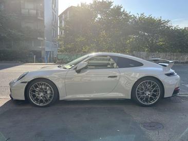 Porsche 911 Carrera — photo 4