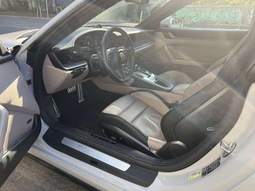 Porsche 911 Carrera — photo 8