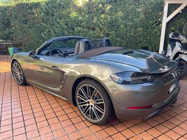 Porsche 718 Cabriolet Boxster — photo 21