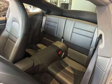 Porsche 911 Carrera 4S — photo 4