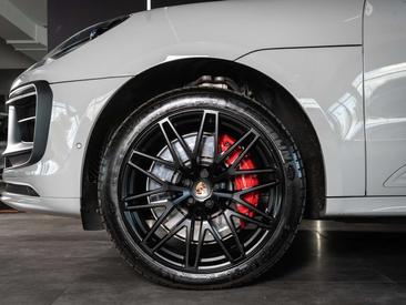 Porsche Macan I GTS — photo 4