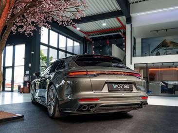 Porsche Panamera 4 E-Hybrid — photo 2