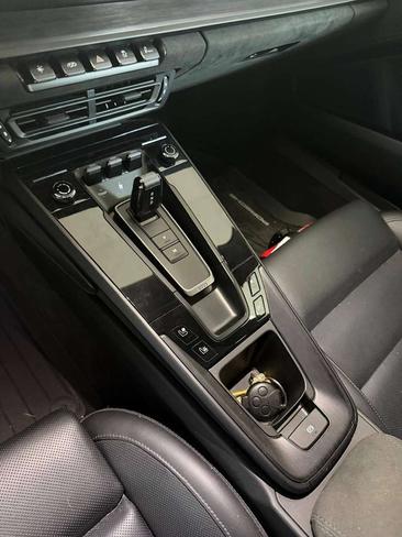 Porsche 911 Carrera GTS — photo 17