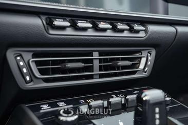 Porsche 911 Cabriolet Carrera — photo 40