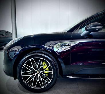 Porsche Macan — photo 2