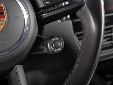 Porsche Macan I GTS — photo 19