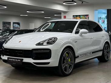 Porsche Cayenne Turbo S E-Hybrid — photo 7