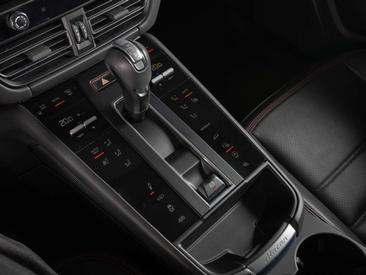 Porsche Macan I GTS — photo 20