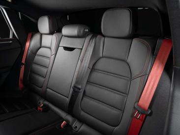 Porsche Macan I GTS — photo 24