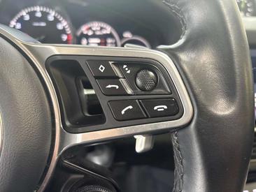 Porsche Cayenne III — photo 16