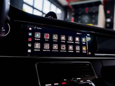 Porsche Panamera 4 E-Hybrid — photo 28
