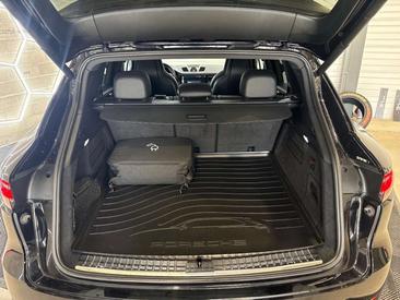 Porsche Cayenne III — photo 33