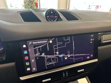 Porsche Cayenne III — photo 9