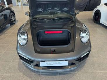 Porsche 911 Carrera 4S — photo 5
