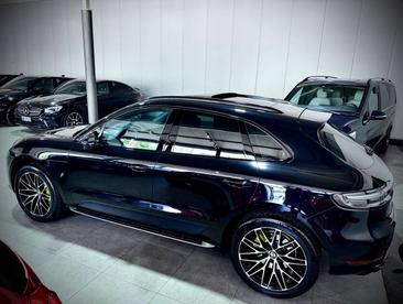 Porsche Macan — photo 7