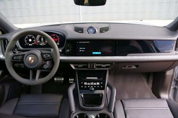 Porsche Cayenne S E-Hybrid — photo 9