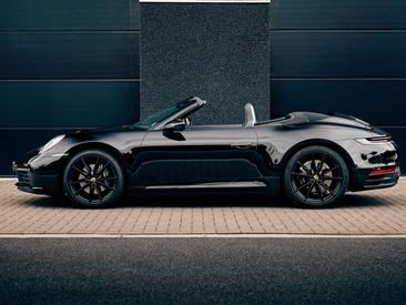 Porsche 911 Cabriolet Carrera 4 — photo 9