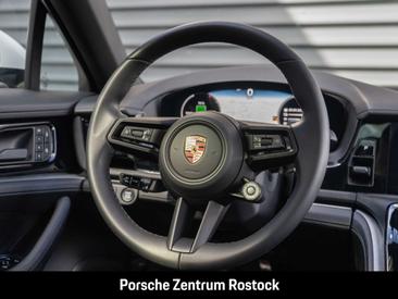 Porsche Panamera 4S E-Hybrid — photo 8