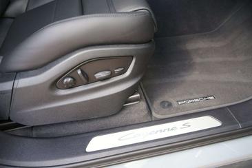 Porsche Cayenne S E-Hybrid — photo 11