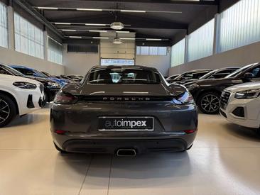 Porsche 718 Cayman — photo 6