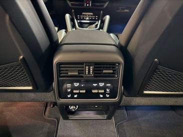 Porsche Cayenne GTS — photo 28