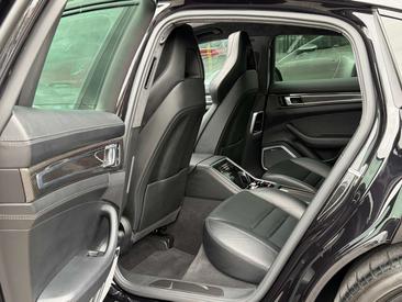 Porsche Panamera Turbo S E-Hybrid — photo 10