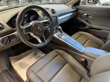 Porsche 718 Cayman — photo 10