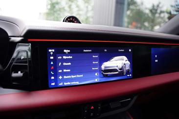 Porsche Macan I Electric — photo 13