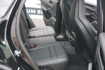 Porsche Cayenne S — photo 16