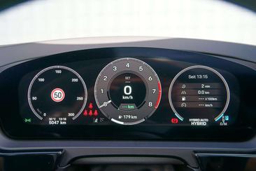 Porsche Cayenne S E-Hybrid — photo 19