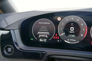 Porsche Cayenne S E-Hybrid — photo 21