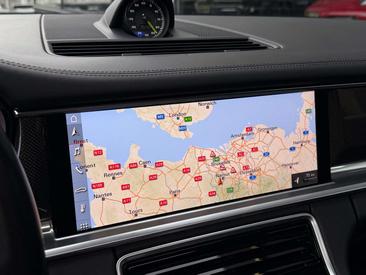 Porsche Panamera Turbo S E-Hybrid — photo 22