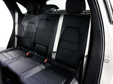 Porsche Cayenne E-Hybrid — photo 13