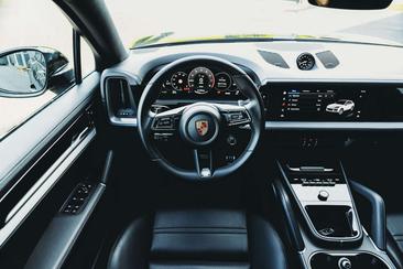 Porsche Cayenne S E-Hybrid — photo 15