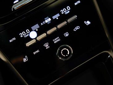 Porsche Cayenne E-Hybrid — photo 14