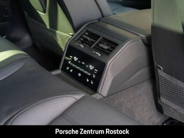 Porsche Panamera 4S E-Hybrid — photo 24