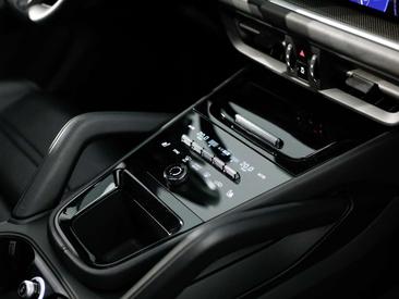 Porsche Cayenne E-Hybrid — photo 15