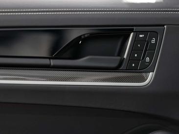 Porsche Cayenne E-Hybrid — photo 17