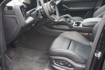 Porsche Cayenne S — photo 27