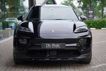 Porsche Macan I Electric — photo 30