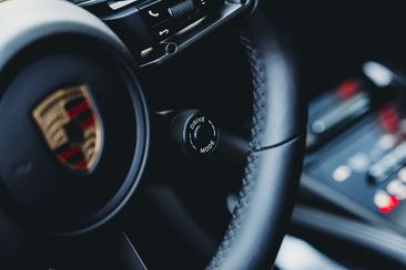 Porsche Cayenne S E-Hybrid — photo 23